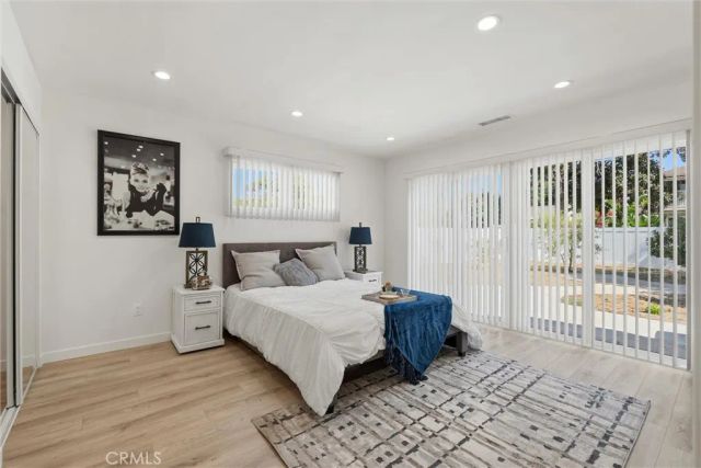 13739 Wyandotte, Los Angeles, CA 91405