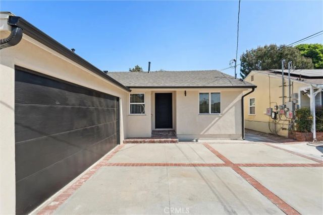 13739 Wyandotte, Los Angeles, CA 91405