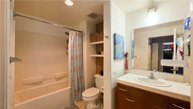 250 N First Street 415, Burbank, CA 91502