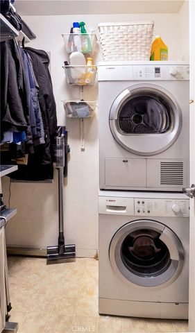 250 N First Street 415, Burbank, CA 91502