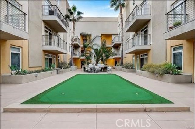 250 N First Street 415, Burbank, CA 91502