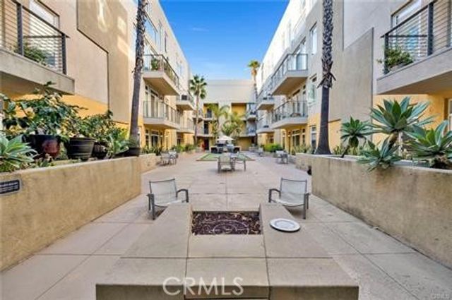 250 N First Street 415, Burbank, CA 91502