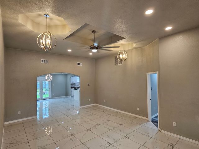 106 Country Club Drive, Marlin, TX 76661