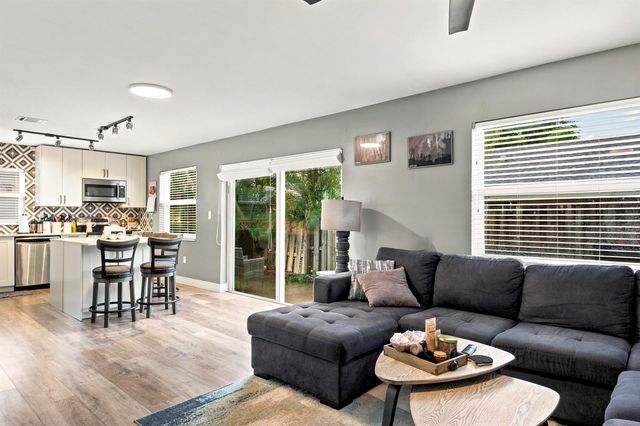 13820 CUMBERLAND Place, Davie, FL 33325