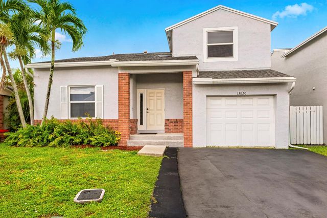 13820 CUMBERLAND Place, Davie, FL 33325