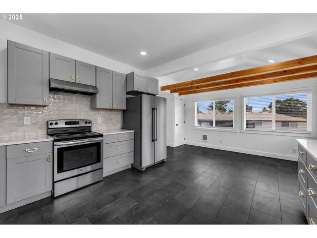 3301 M St, Vancouver, WA 98663