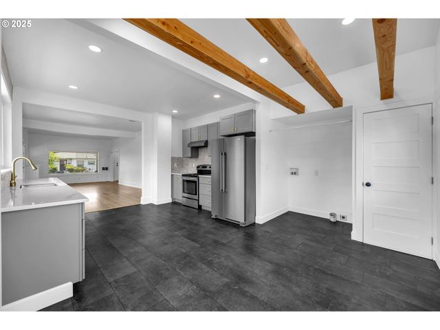 3301 M St, Vancouver, WA 98663