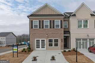 557 Raelyns Way, Loganville, GA 30052