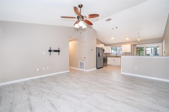 15 N BULOVA DRIVE, Apopka, FL 32703