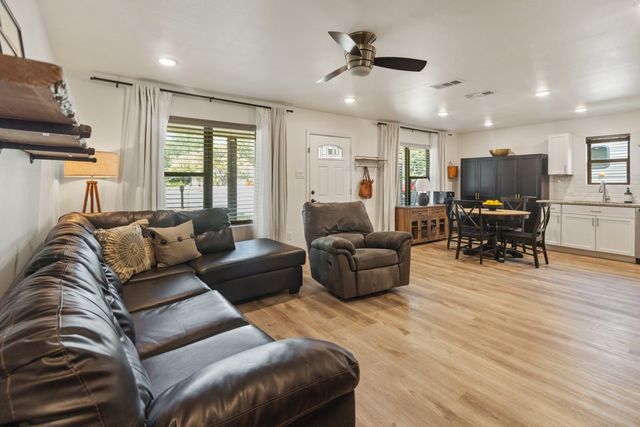 6121 Choctaw Drive, Mabank, TX 75156