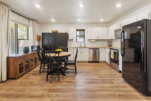 6121 Choctaw Drive, Mabank, TX 75156