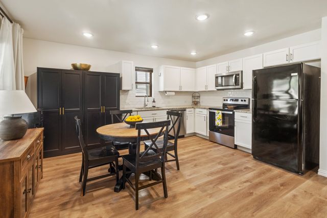6121 Choctaw Drive, Mabank, TX 75156
