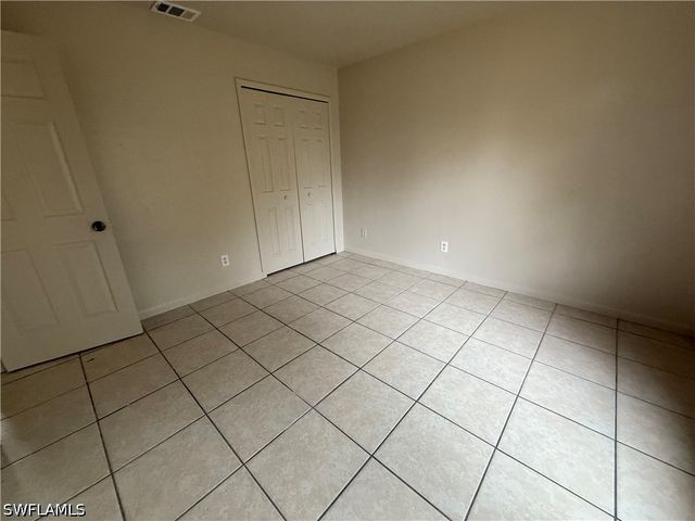 3950 Lora ST 202, Fort Myers, FL 33916