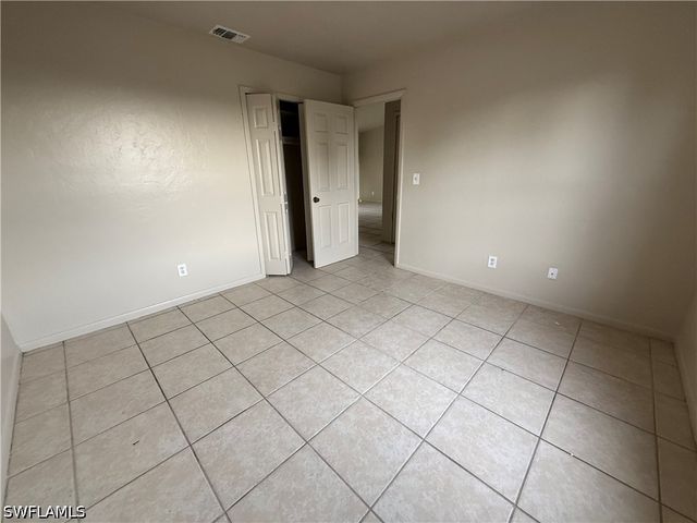 3950 Lora ST 202, Fort Myers, FL 33916