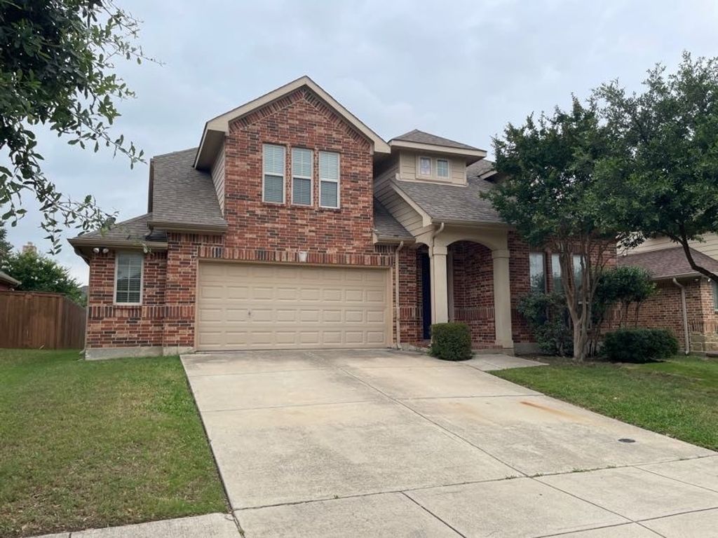 9845 Mcfarring Drive, Fort Worth, TX 76244