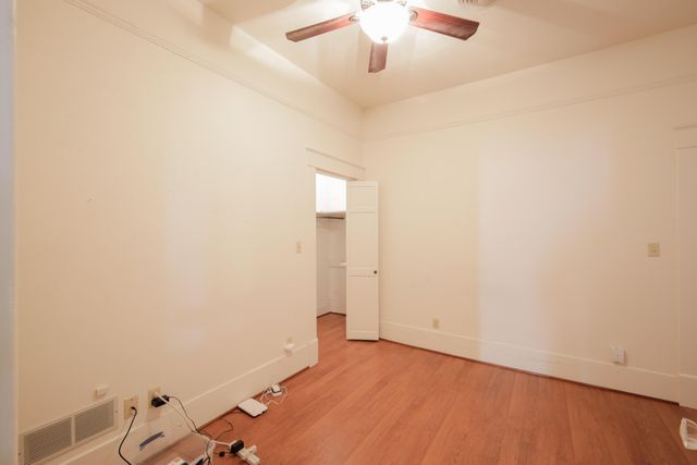 801 Fresno Street, Plainview, TX 79072