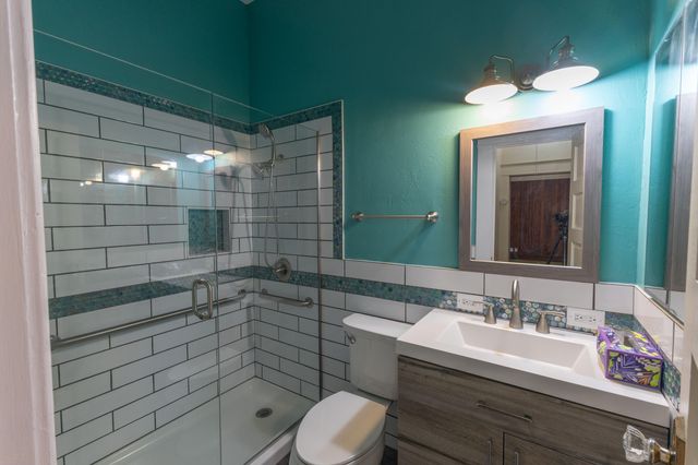 801 Fresno Street, Plainview, TX 79072