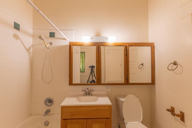 801 Fresno Street, Plainview, TX 79072