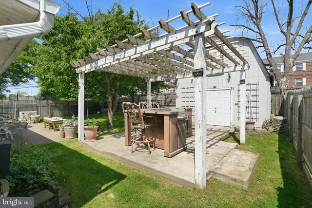 9 VIOLET, Levittown, PA 19057