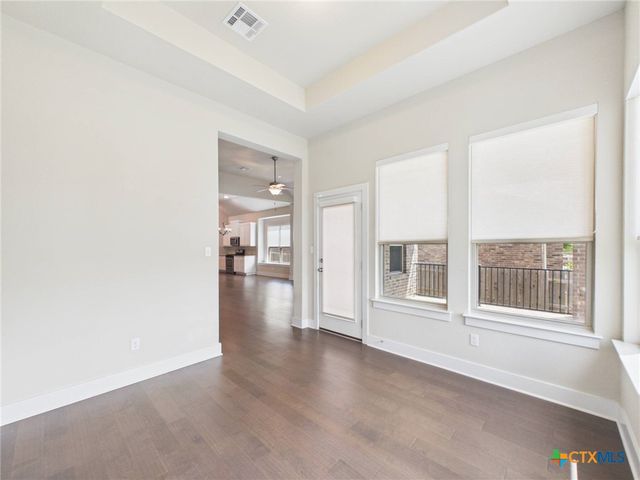 520 Academy Oaks Drive, San Marcos, TX 78666