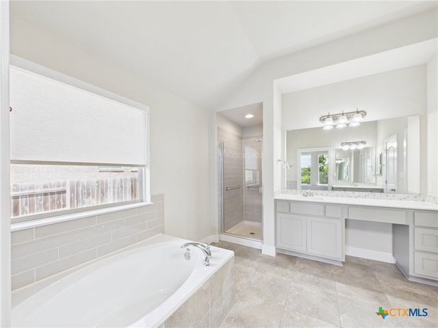 520 Academy Oaks Drive, San Marcos, TX 78666