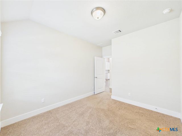 520 Academy Oaks Drive, San Marcos, TX 78666