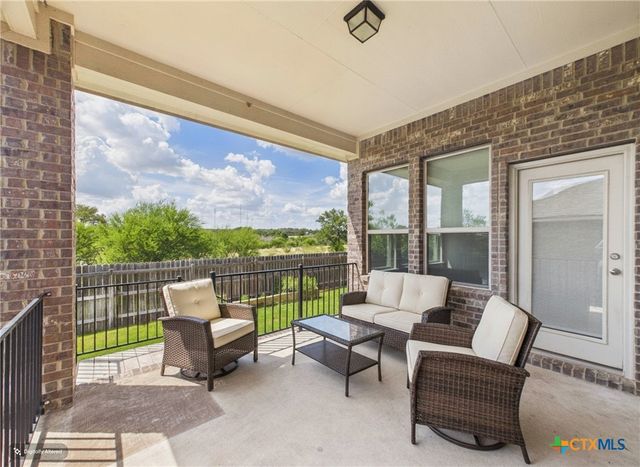 520 Academy Oaks Drive, San Marcos, TX 78666
