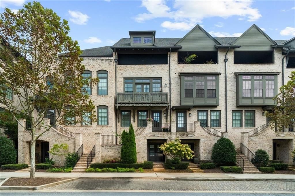 6645 Cadence Boulevard, Sandy Springs, GA 30328