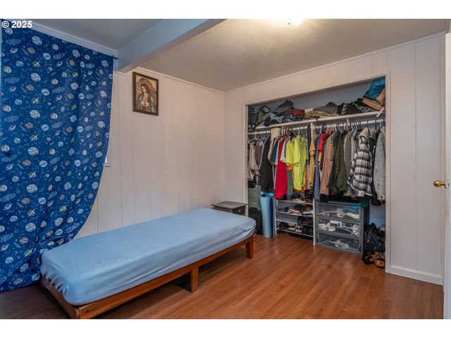 1224 Ne FREEMONT Ave, Roseburg, OR 97470