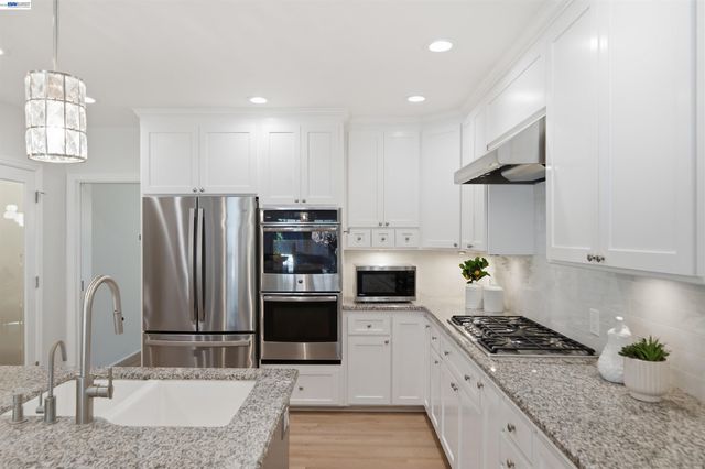 1065 Bennett Way, San Jose, CA 95125