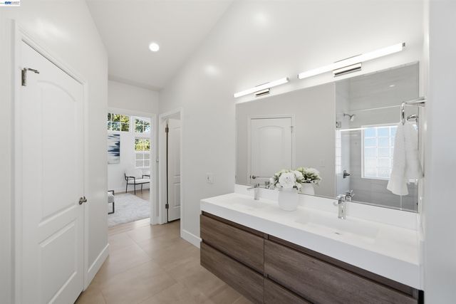 1065 Bennett Way, San Jose, CA 95125