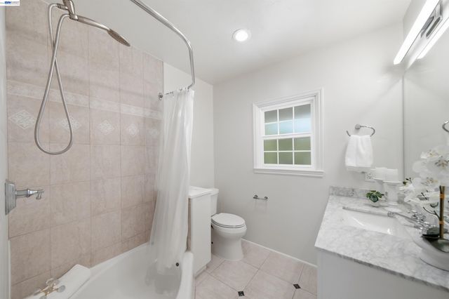 1065 Bennett Way, San Jose, CA 95125