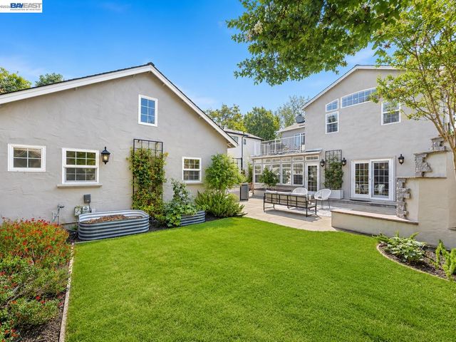 1065 Bennett Way, San Jose, CA 95125