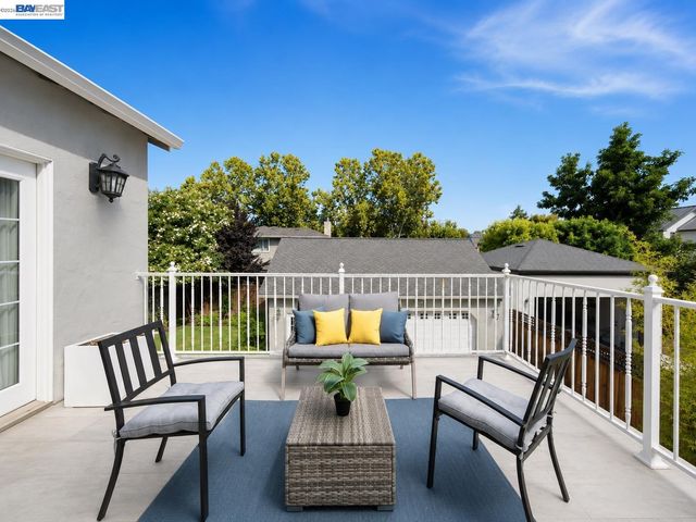 1065 Bennett Way, San Jose, CA 95125