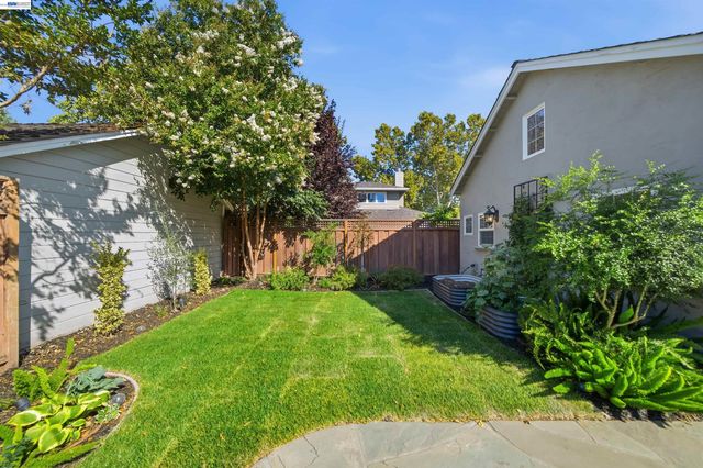 1065 Bennett Way, San Jose, CA 95125