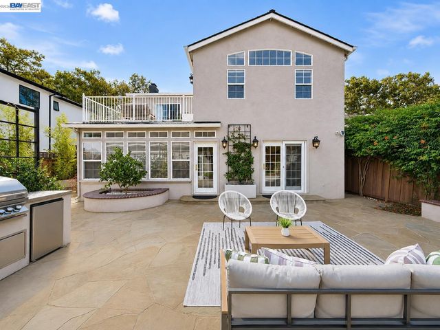 1065 Bennett Way, San Jose, CA 95125