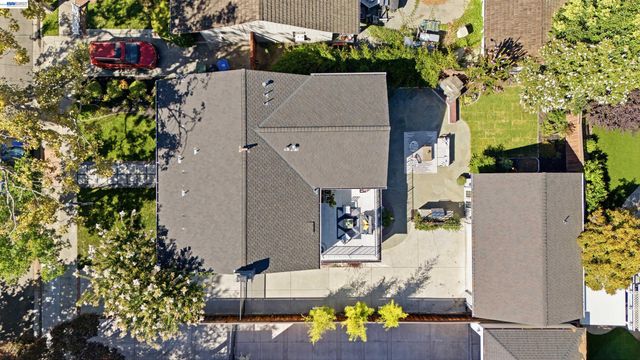 1065 Bennett Way, San Jose, CA 95125