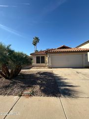 1005 W CANTEBRIA Drive, Gilbert, AZ 85233