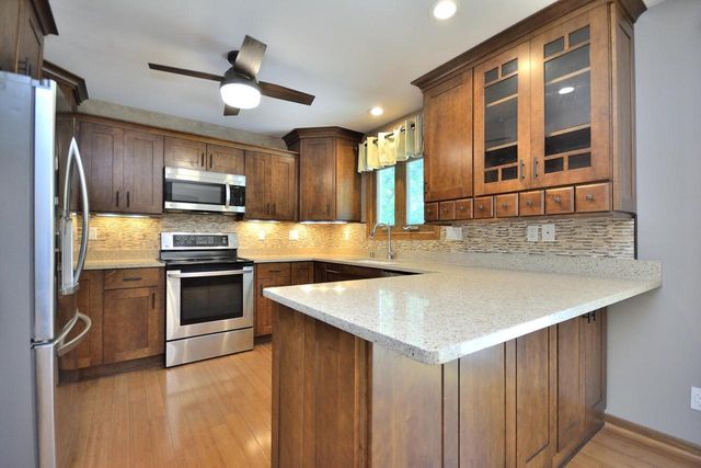 2005 Harris-Highland DRIVE, Waukesha, WI 53188