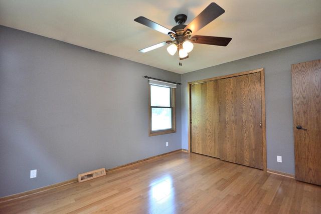 2005 Harris-Highland DRIVE, Waukesha, WI 53188