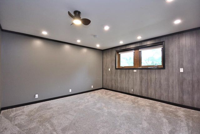 2005 Harris-Highland DRIVE, Waukesha, WI 53188