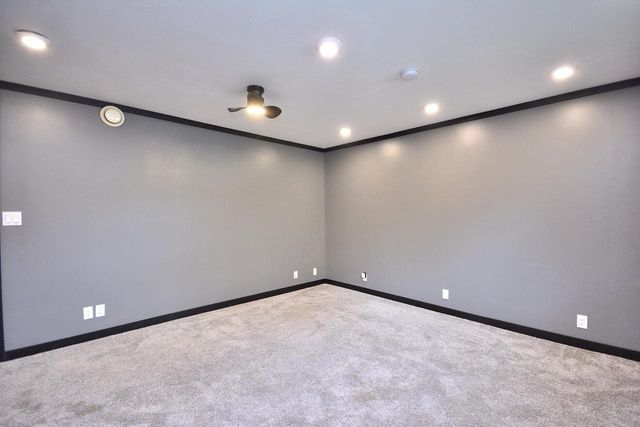 2005 Harris-Highland DRIVE, Waukesha, WI 53188