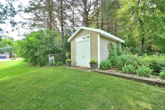 2005 Harris-Highland DRIVE, Waukesha, WI 53188