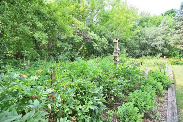 2005 Harris-Highland DRIVE, Waukesha, WI 53188
