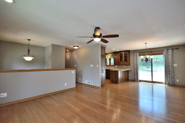 2005 Harris-Highland DRIVE, Waukesha, WI 53188