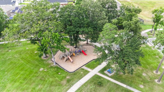 24019 Surreygate Drive, Spring, TX 77373