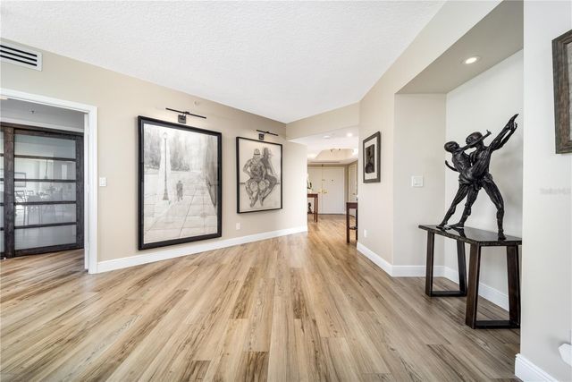 8650 S OCEAN DR 301, Jensen Beach, FL 34957