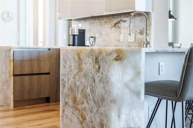 8650 S OCEAN DR 301, Jensen Beach, FL 34957