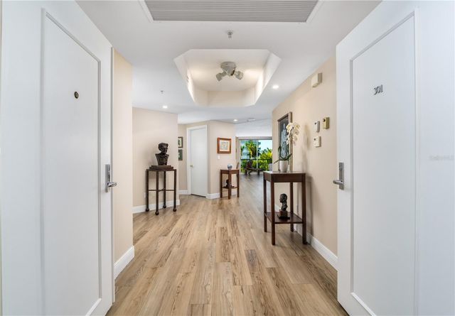 8650 S OCEAN DR 301, Jensen Beach, FL 34957