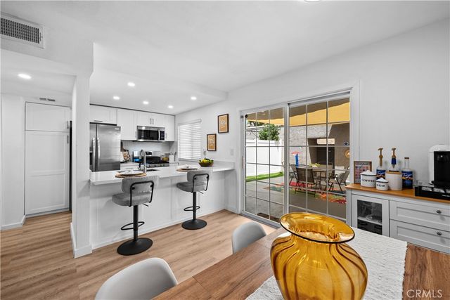 26914 Via Terraza, Saugus, CA 91350